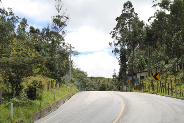 The lowest point on the road (pass) from Loja to Malacatos