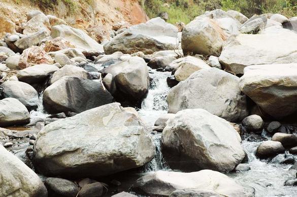 Rachichuela Creek, La Leche basin, Lambayeque, Peru.