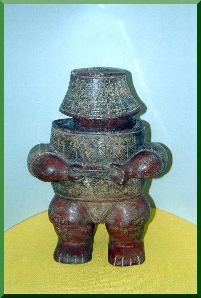 Pottery piece at Museo Antropologico of Villahermosa, Tabasco, Mexico.