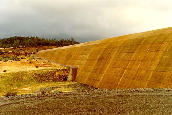 Closep of emergency overflow spillway at Oroville Dam, northern California.
