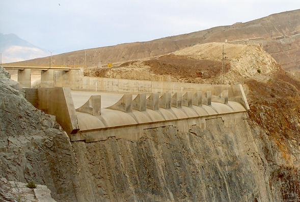 Upstream view of the emergency spillway channel.