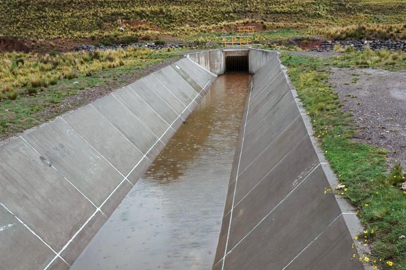 Irrigation canal downstream of siphon, Cabana-Mañazo, Puno, Peru