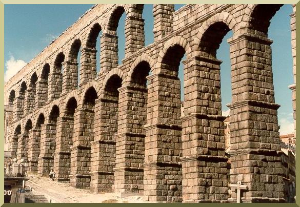 Acueducto romano en Segovia, Espaa. 