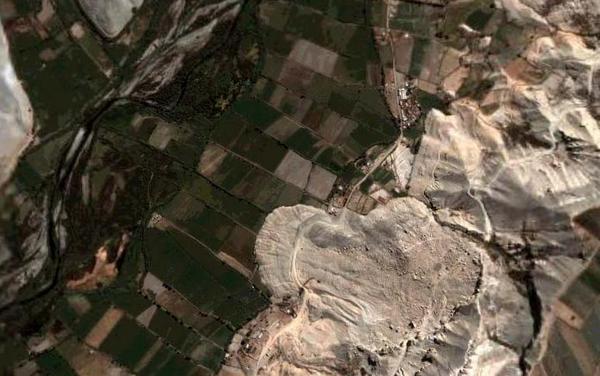 Vista area del deslizamiento de Pie de Cuesta,
valle de Vtor, Arequipa. 